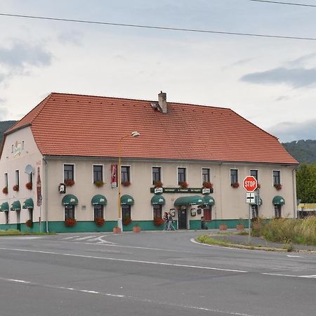 Motorest Penzion Na Bojisti Chlumec  Luaran gambar